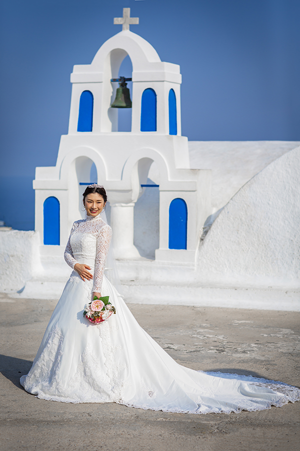 santorini bride
